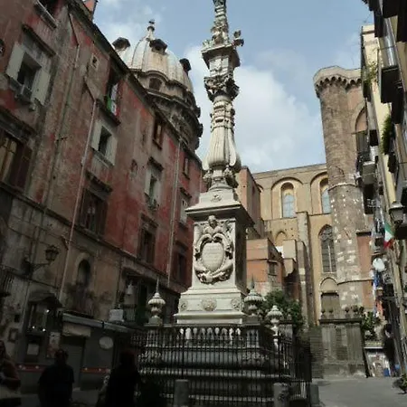 Otto Di Denari 나폴리